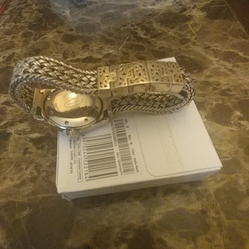 Watch - Picture 2 of 2